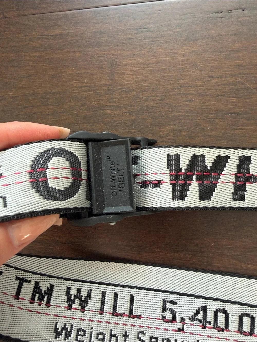 Off-White one size